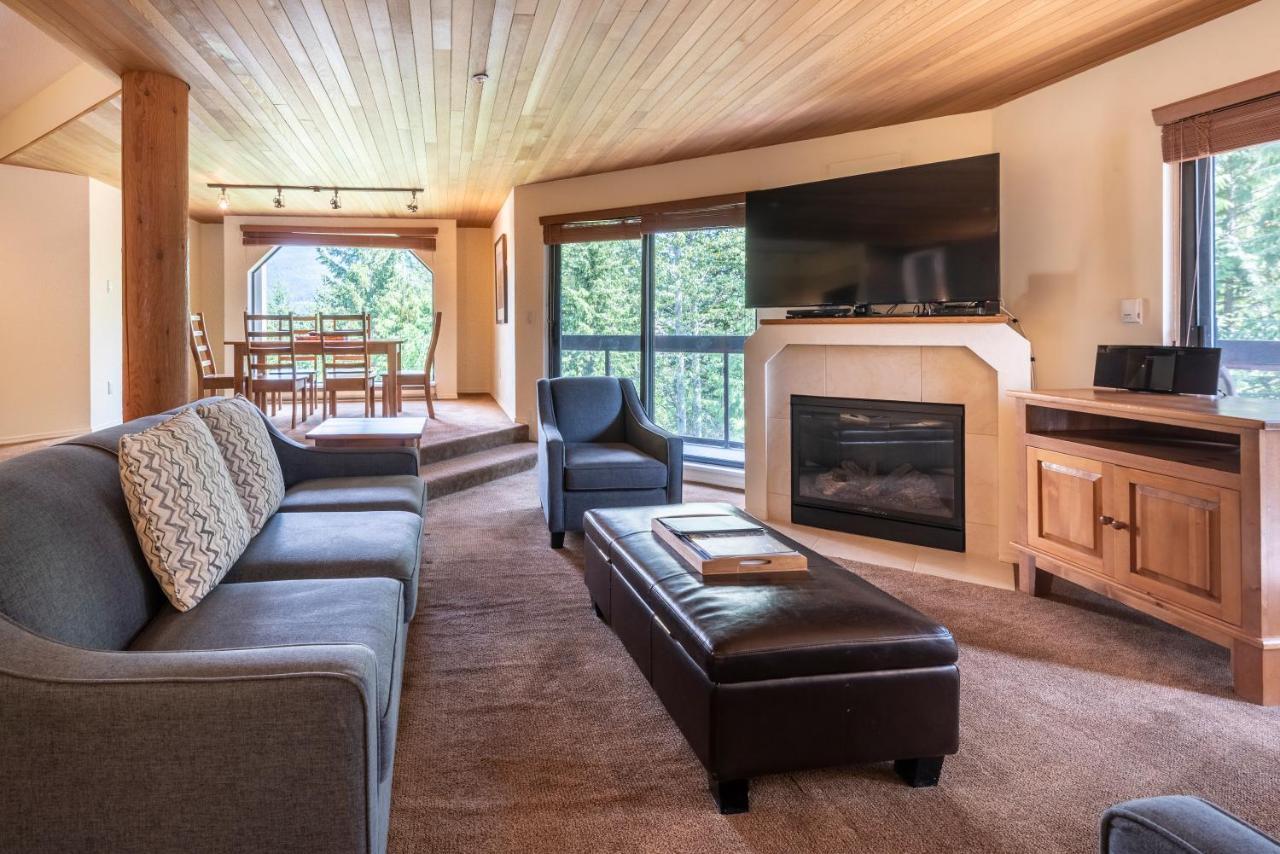 The Ironwood On Blueberry Hill Apartment Whistler Exterior photo