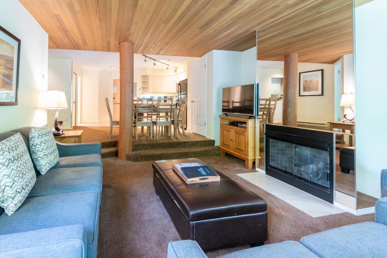 The Ironwood On Blueberry Hill Apartment Whistler Exterior photo