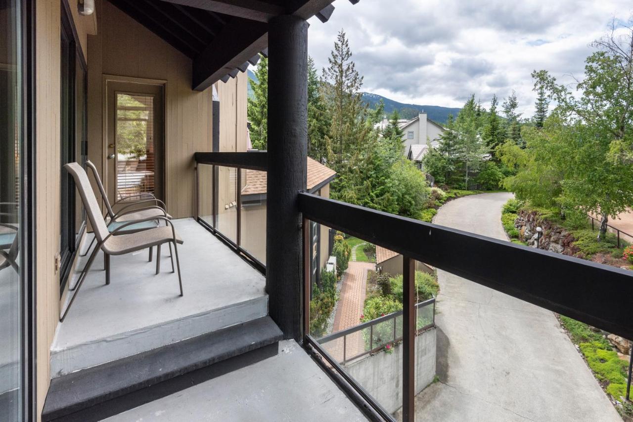 The Ironwood On Blueberry Hill Apartment Whistler Exterior photo